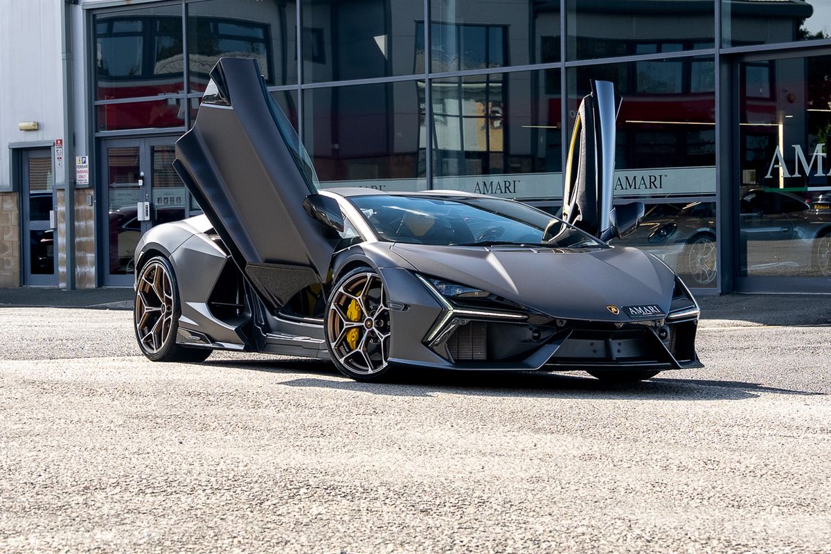 LAMBORGHINI REVUELTO PHEV S-A