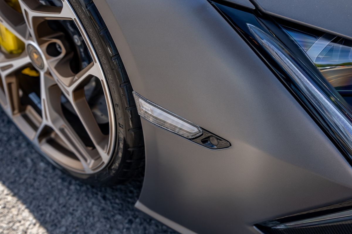 LAMBORGHINI REVUELTO PHEV S-A