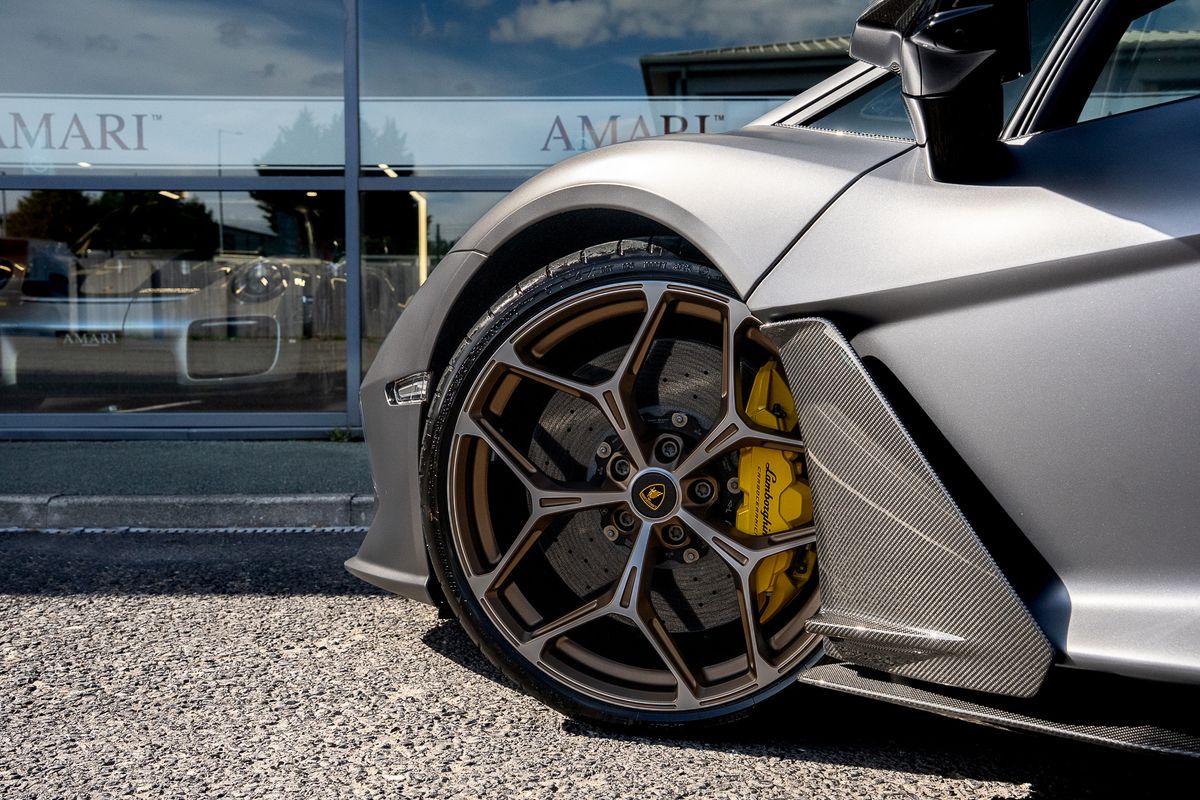 LAMBORGHINI REVUELTO PHEV S-A