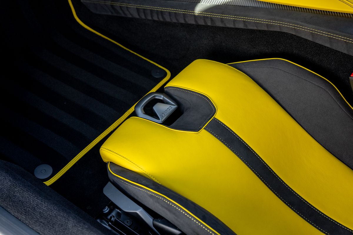 LAMBORGHINI REVUELTO PHEV S-A