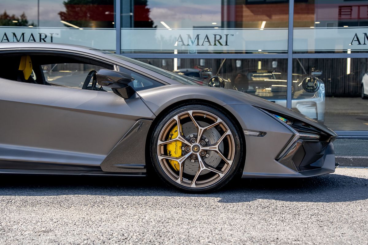 LAMBORGHINI REVUELTO PHEV S-A