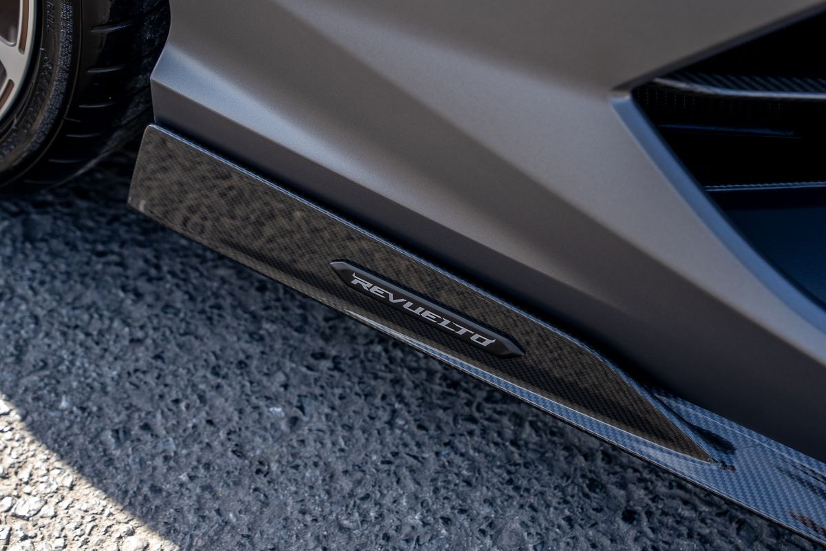 LAMBORGHINI REVUELTO PHEV S-A