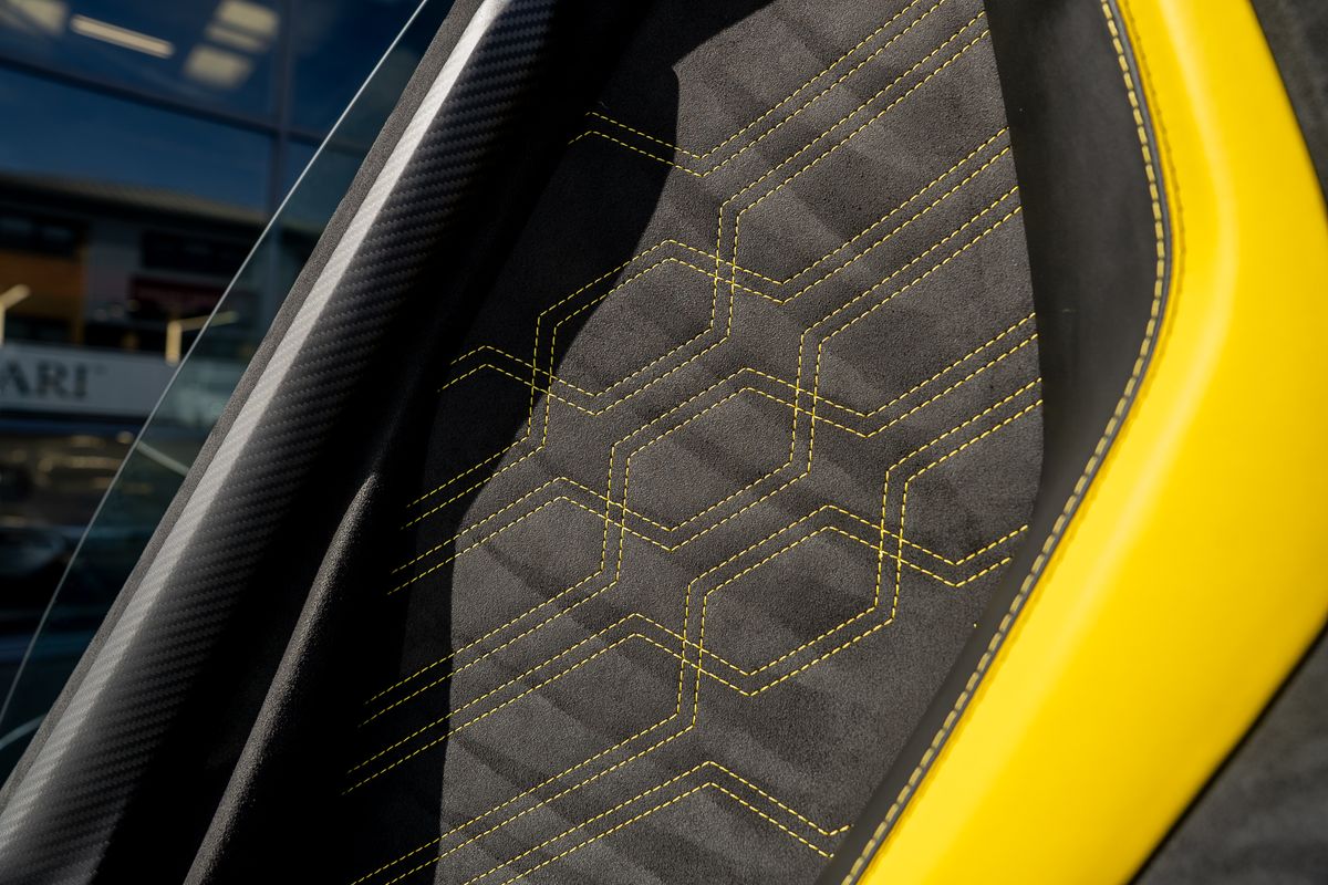 LAMBORGHINI REVUELTO PHEV S-A