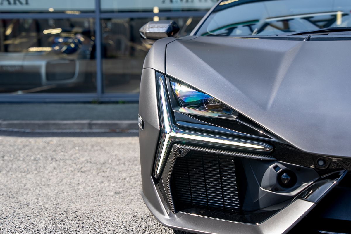LAMBORGHINI REVUELTO PHEV S-A