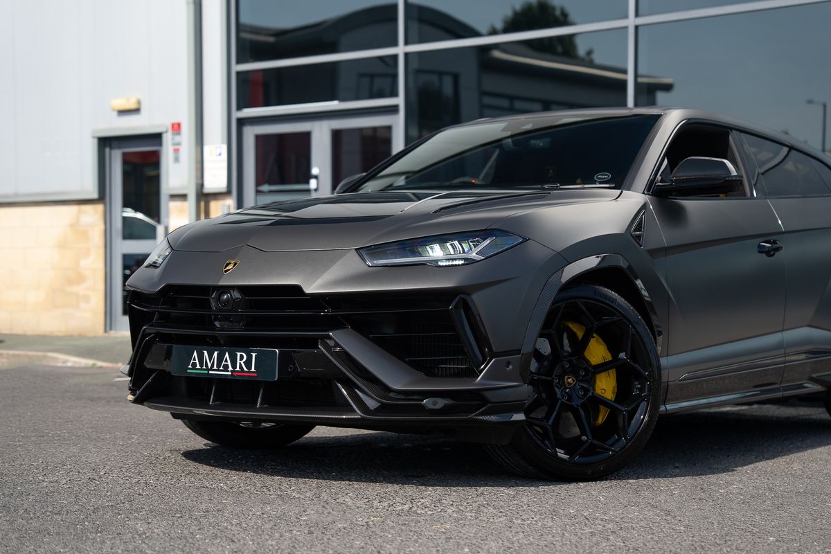 LAMBORGHINI URUS PERFORMANTE VAT QUALIFYING