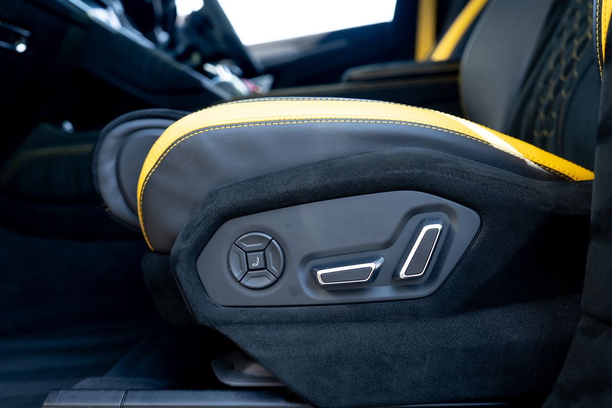 LAMBORGHINI URUS PERFORMANTE VAT QUALIFYING