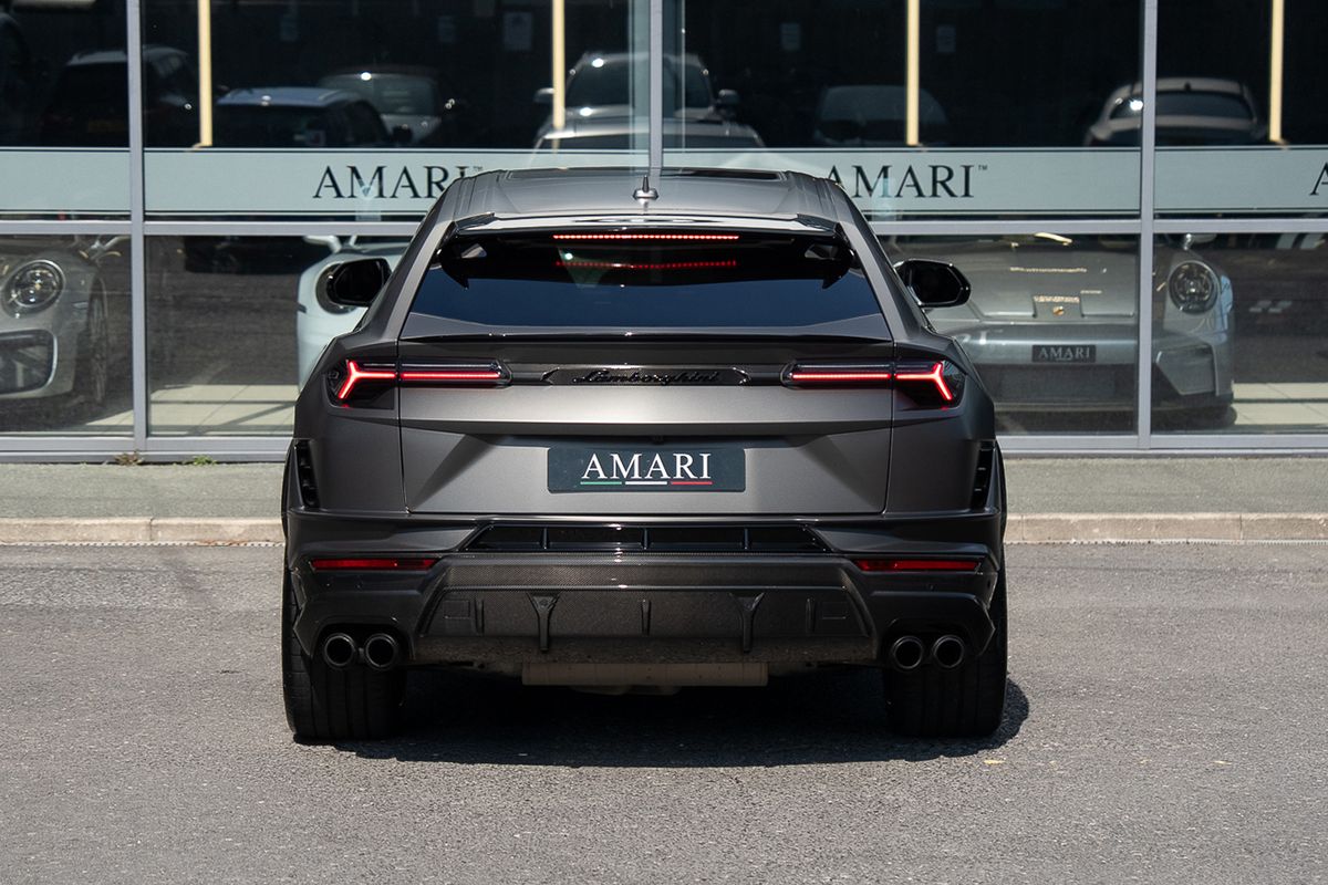 LAMBORGHINI URUS PERFORMANTE VAT QUALIFYING