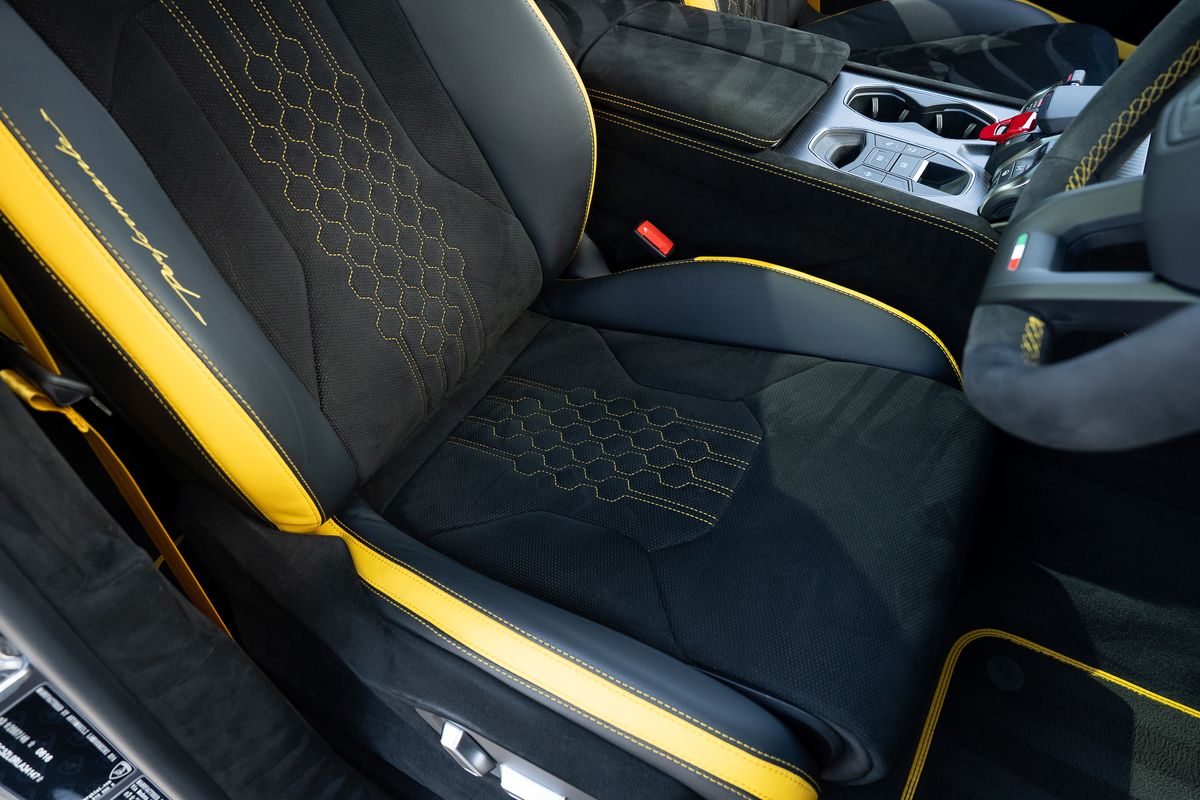 LAMBORGHINI URUS PERFORMANTE VAT QUALIFYING