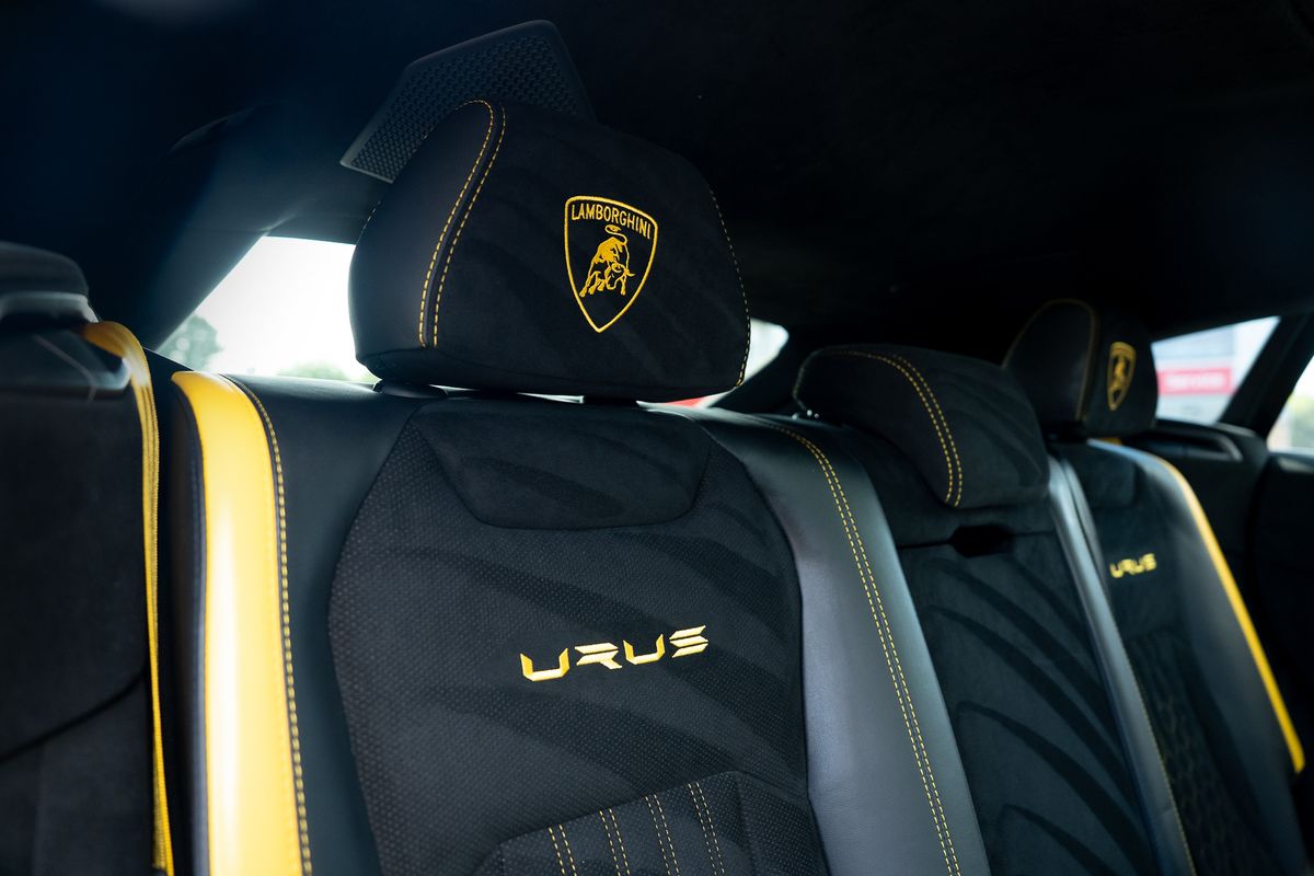 LAMBORGHINI URUS PERFORMANTE VAT QUALIFYING