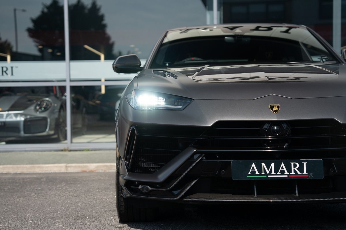 LAMBORGHINI URUS PERFORMANTE VAT QUALIFYING