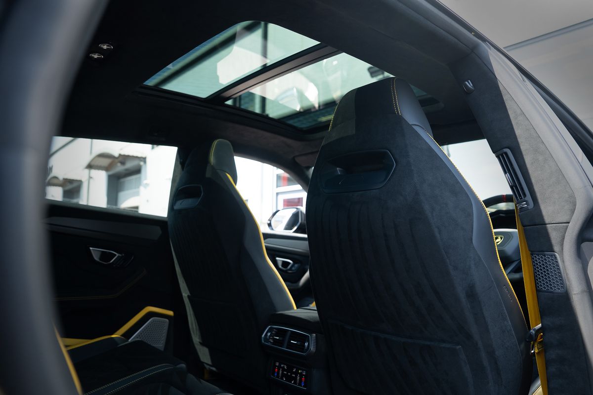 LAMBORGHINI URUS PERFORMANTE VAT QUALIFYING