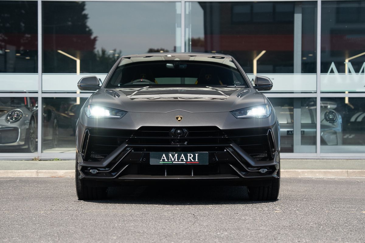 LAMBORGHINI URUS PERFORMANTE VAT QUALIFYING