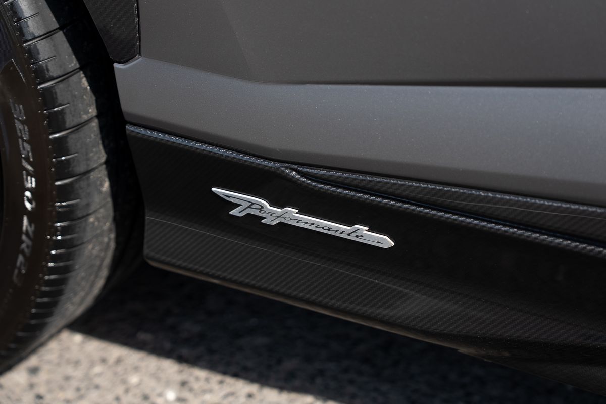 LAMBORGHINI URUS PERFORMANTE VAT QUALIFYING