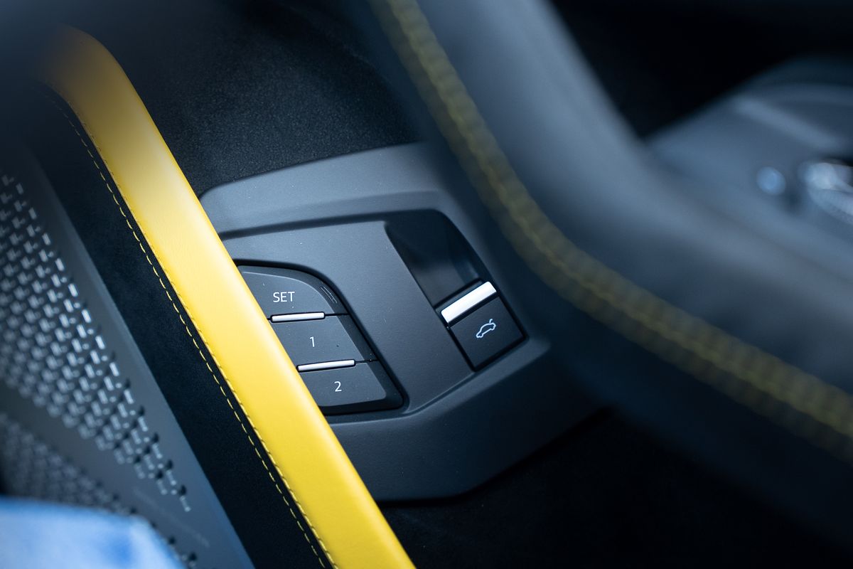 LAMBORGHINI URUS PERFORMANTE VAT QUALIFYING