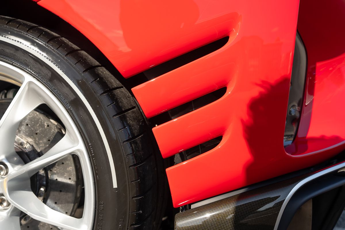 FERRARI 812 COMPETIZIONE ATELIER