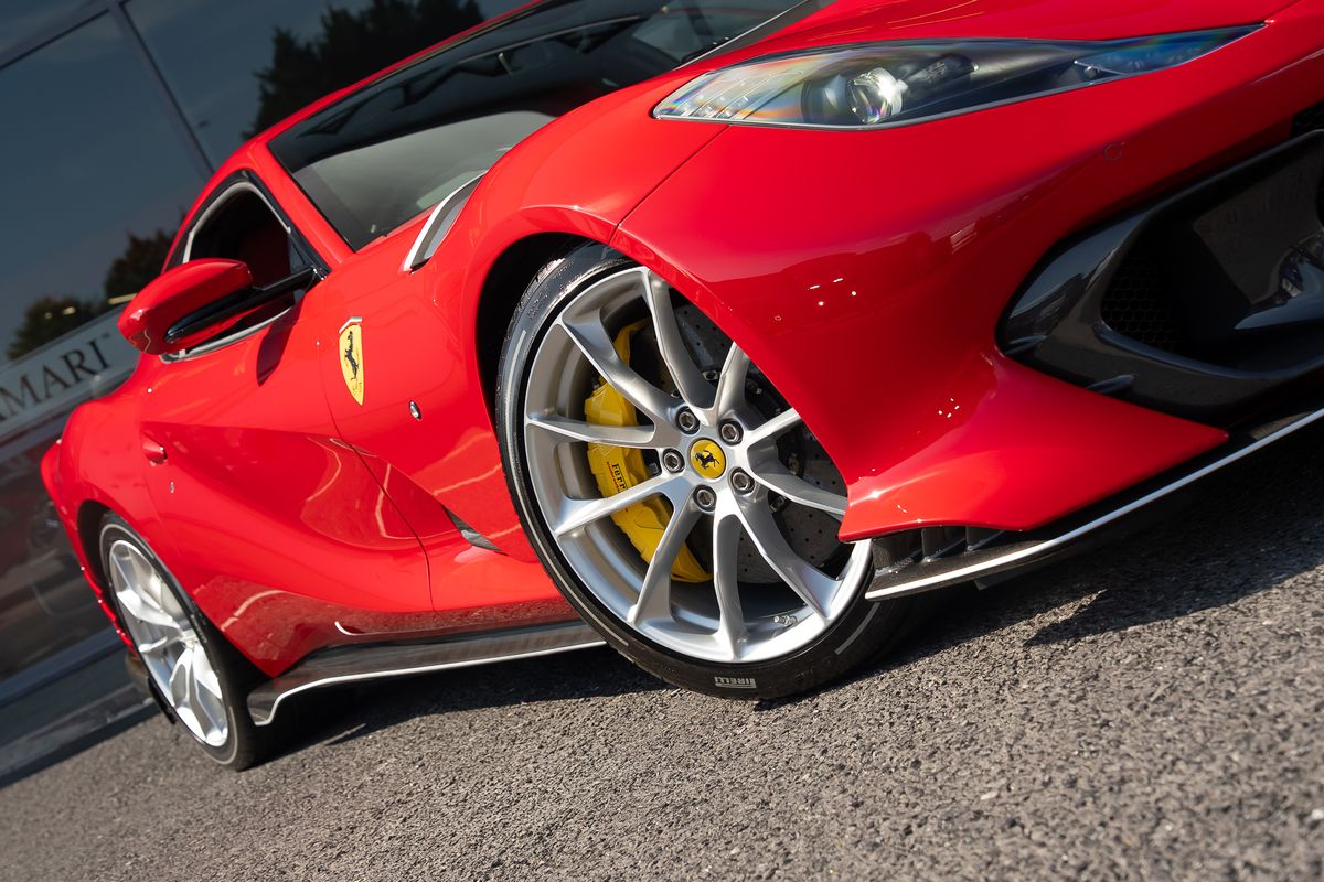 FERRARI 812 COMPETIZIONE ATELIER