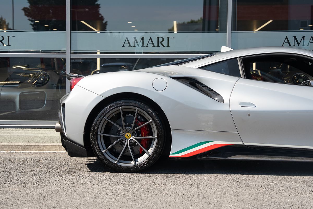 FERRARI 488 PISTA PILOTI