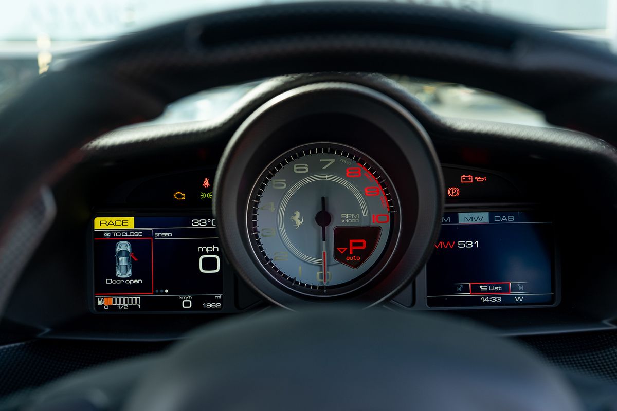 FERRARI 488 PISTA PILOTI