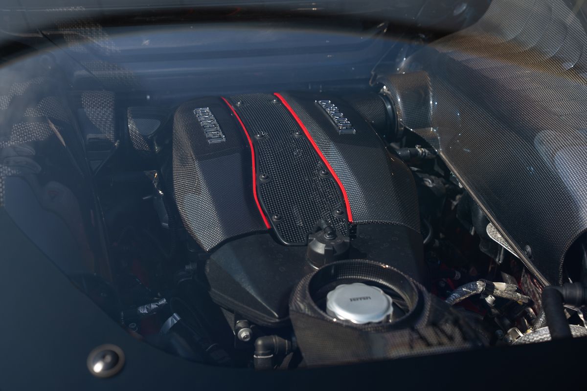 FERRARI 488 PISTA PILOTI