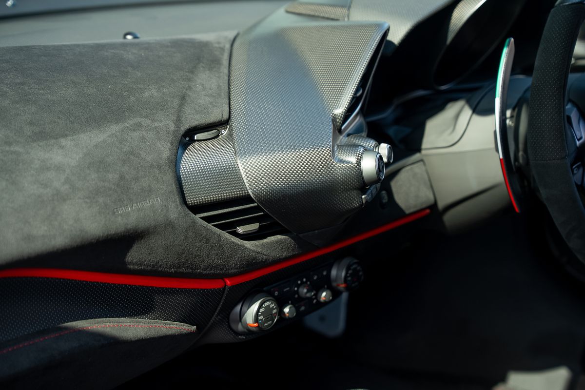 FERRARI 488 PISTA PILOTI
