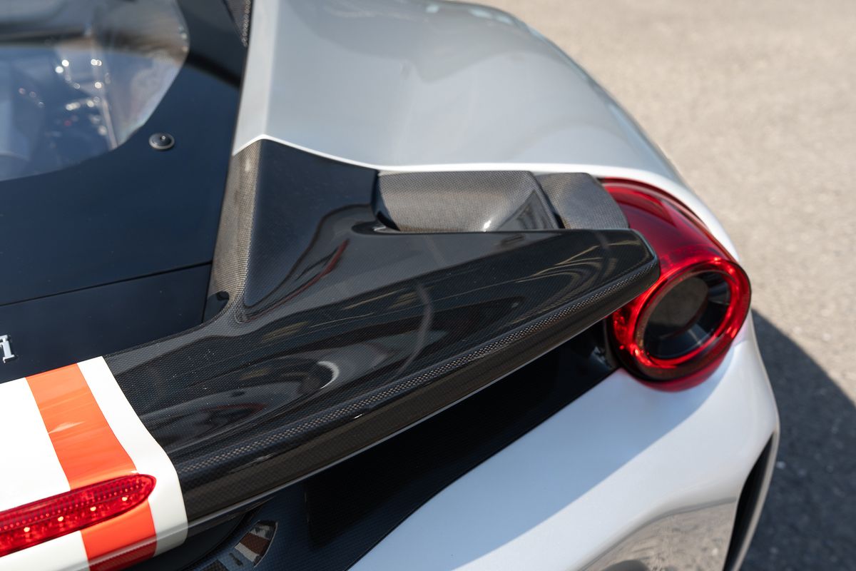 FERRARI 488 PISTA PILOTI