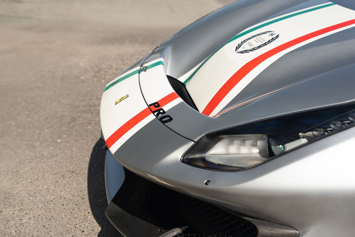 FERRARI 488 PISTA PILOTI