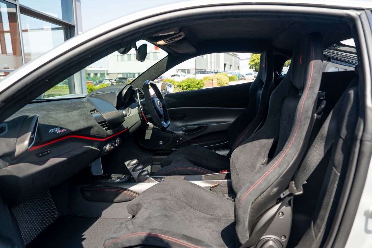 FERRARI 488 PISTA PILOTI