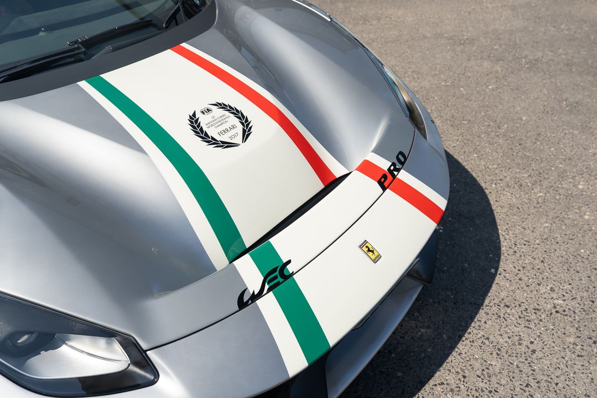 FERRARI 488 PISTA PILOTI