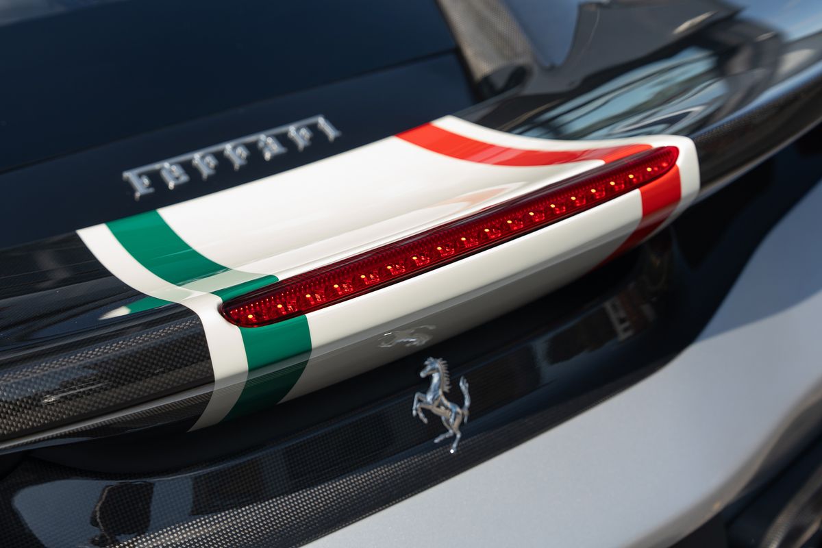 FERRARI 488 PISTA PILOTI