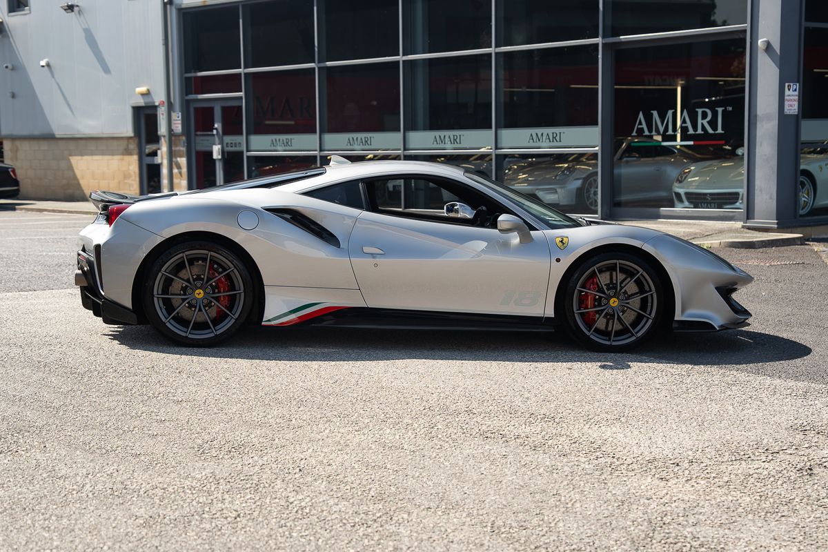 FERRARI 488 PISTA PILOTI