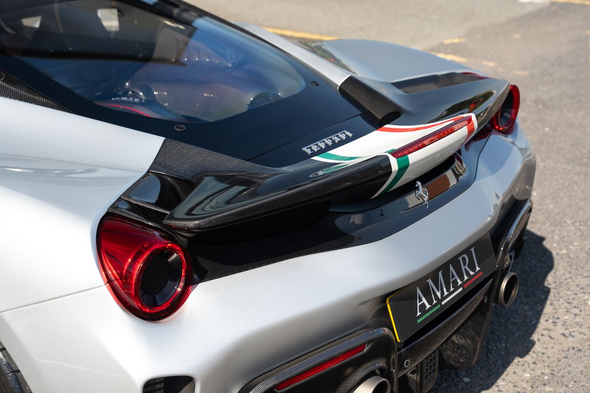 FERRARI 488 PISTA PILOTI