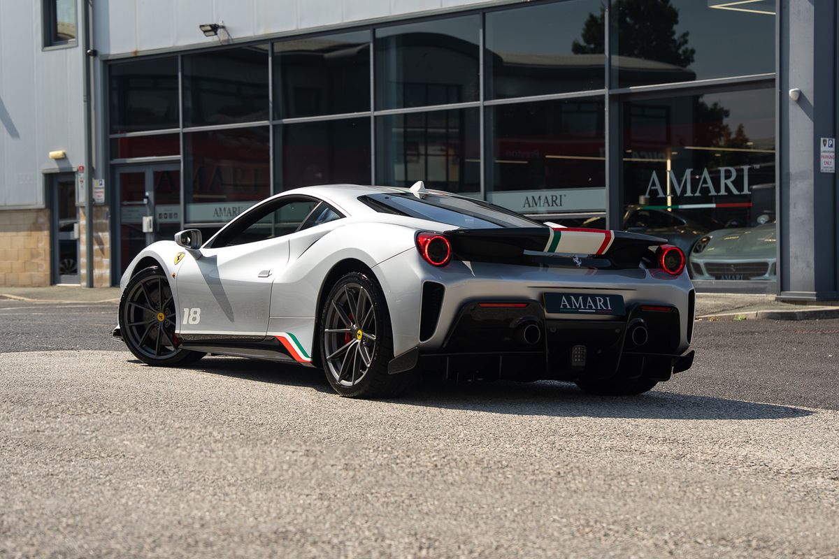FERRARI 488 PISTA PILOTI