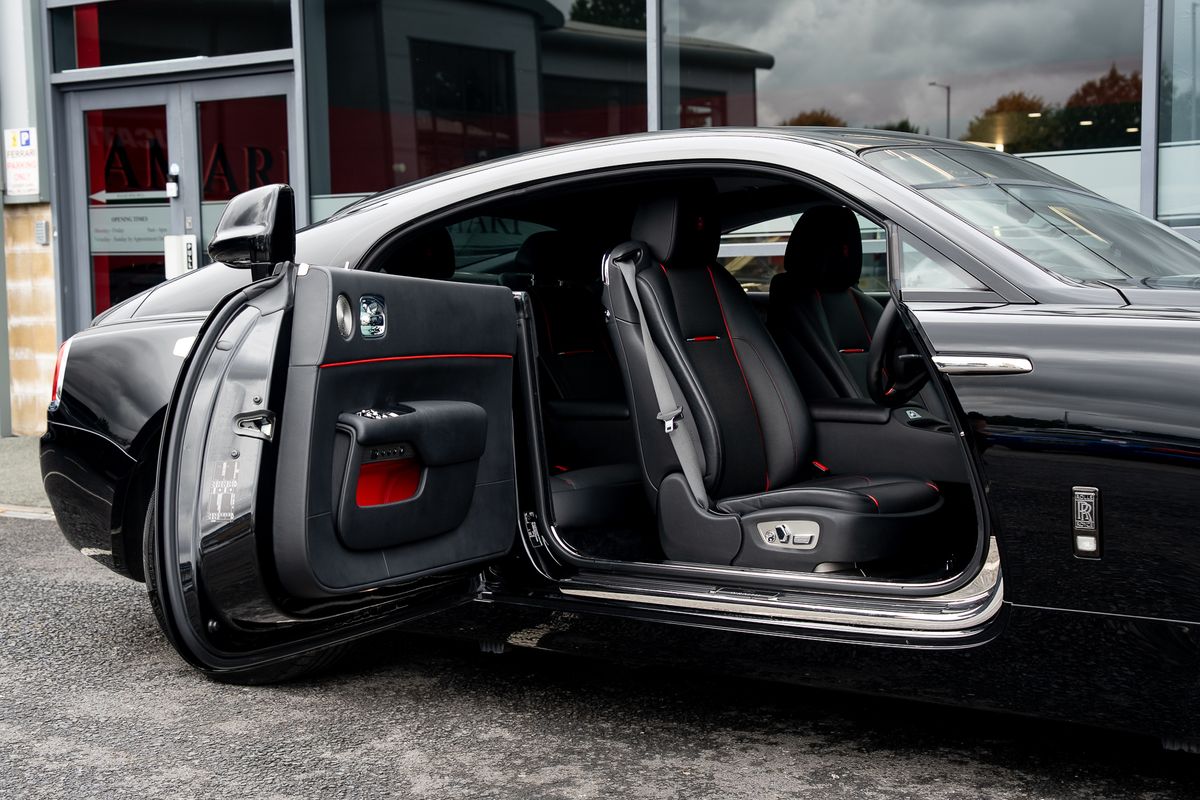 ROLLS ROYCE WRAITH Black Badge