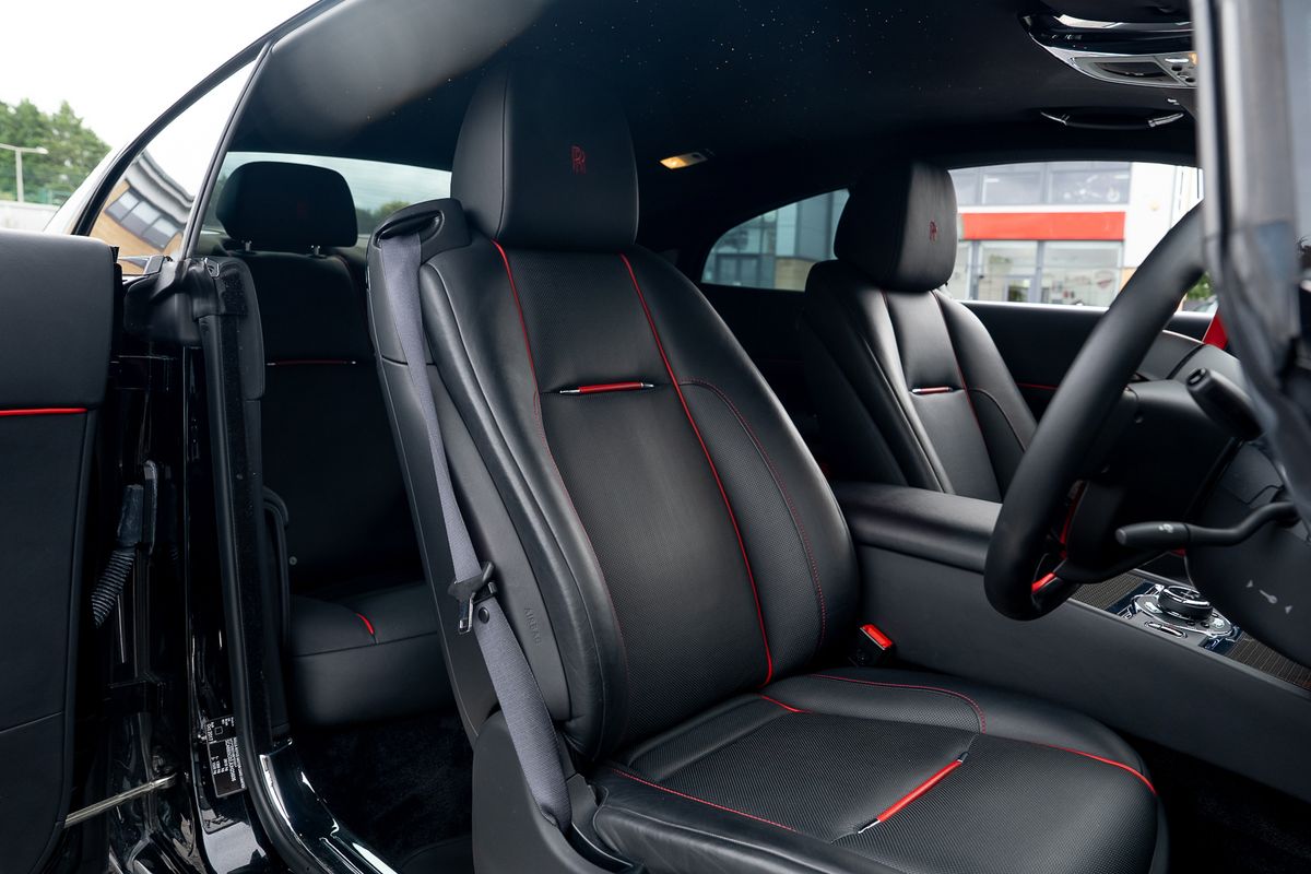ROLLS ROYCE WRAITH Black Badge