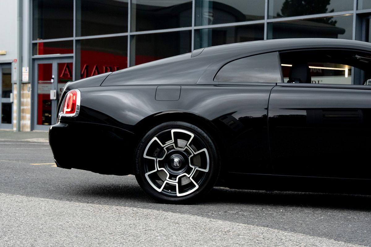 ROLLS ROYCE WRAITH Black Badge