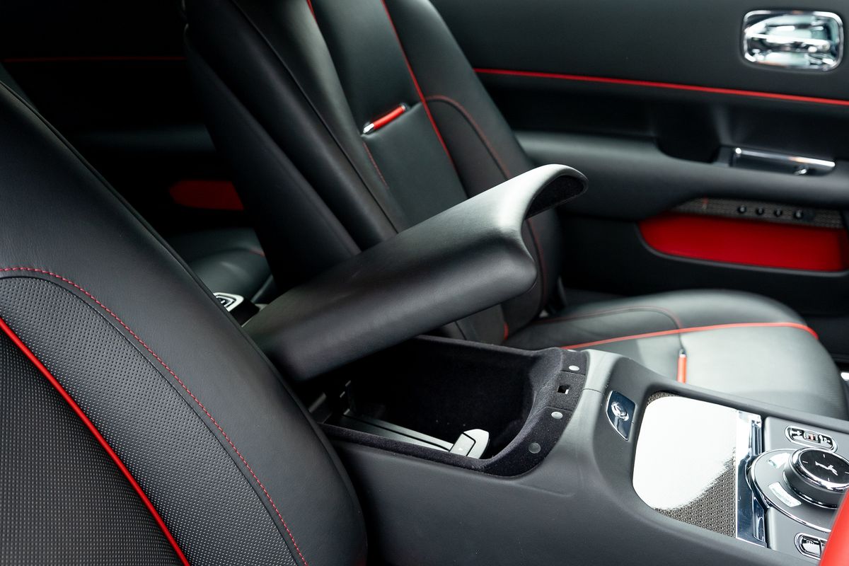ROLLS ROYCE WRAITH Black Badge