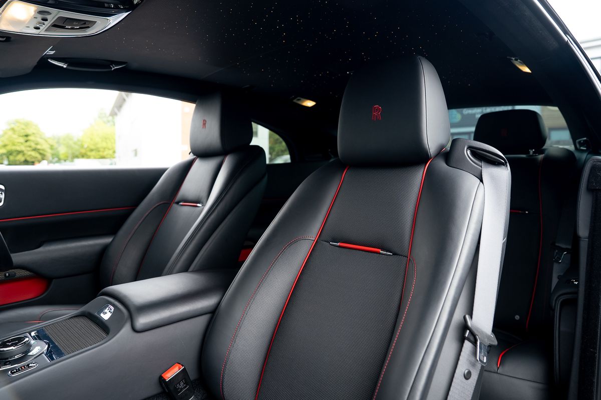 ROLLS ROYCE WRAITH Black Badge