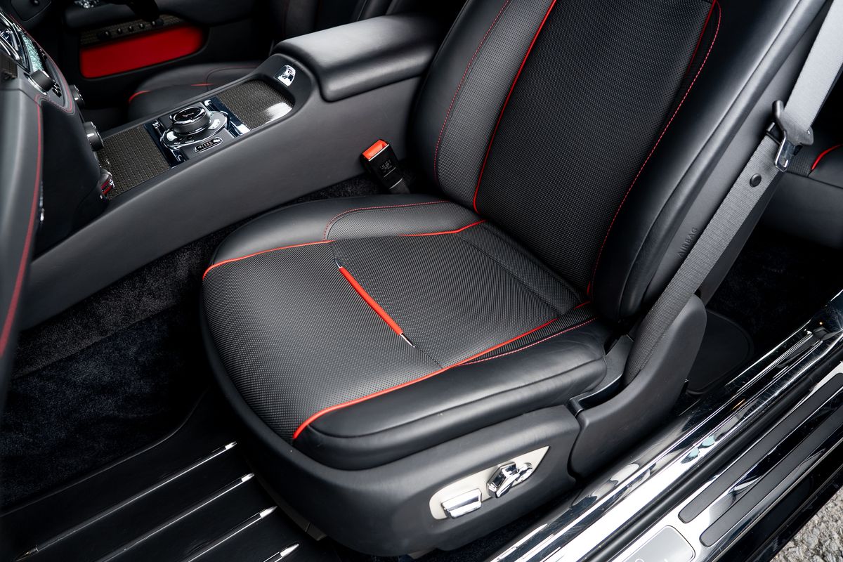 ROLLS ROYCE WRAITH Black Badge