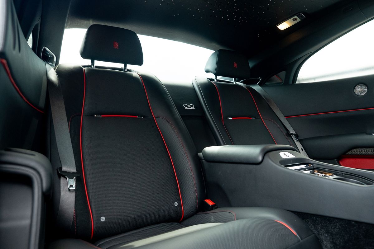 ROLLS ROYCE WRAITH Black Badge