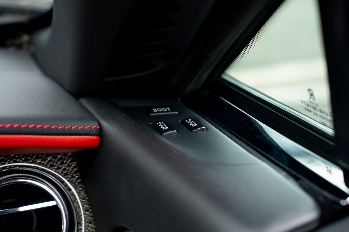 ROLLS ROYCE WRAITH Black Badge