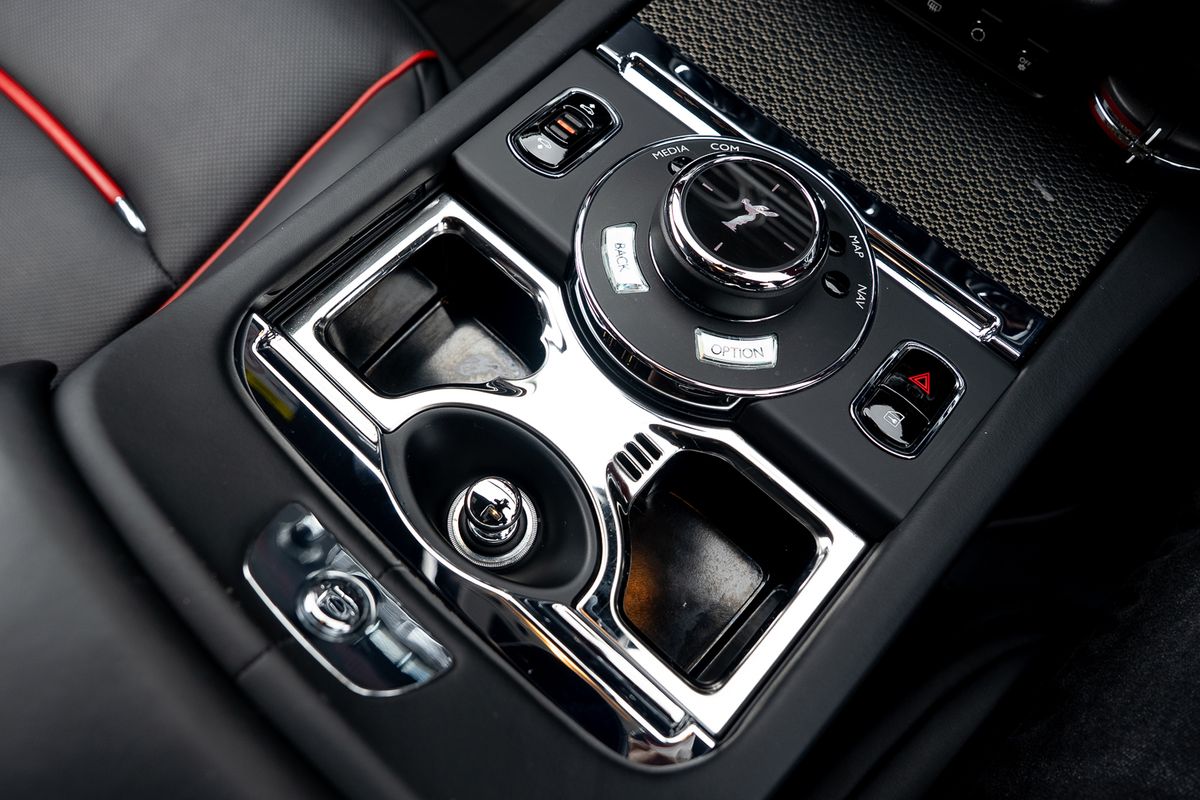 ROLLS ROYCE WRAITH Black Badge