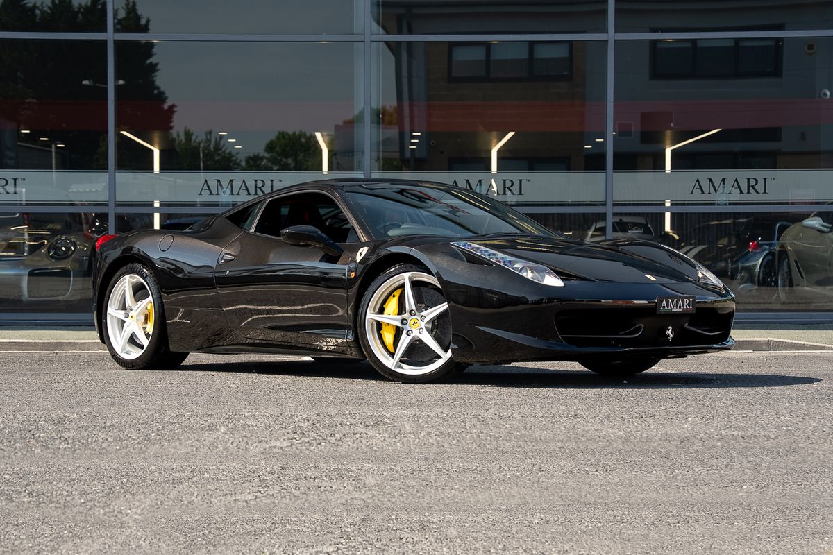 FERRARI 458 ITALIA COUPE V8