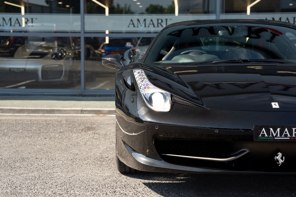 FERRARI 458 ITALIA COUPE V8