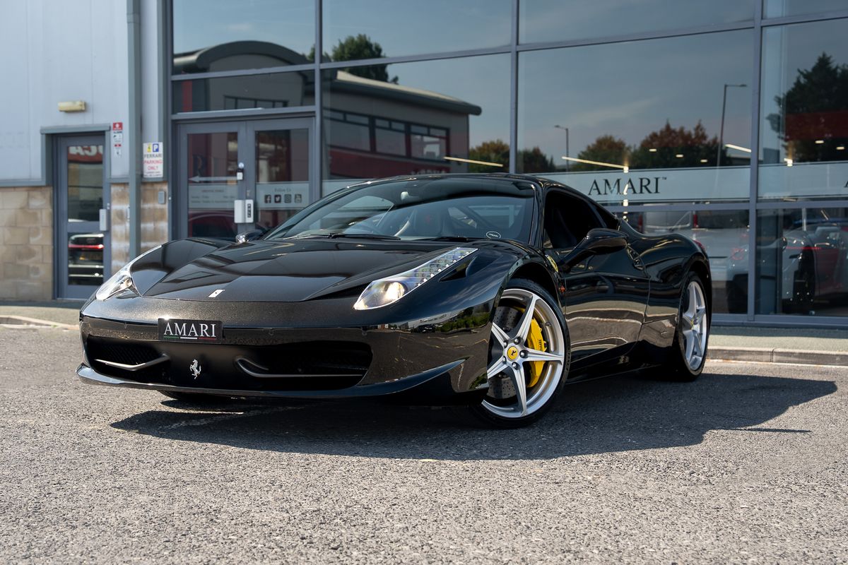 FERRARI 458 ITALIA COUPE V8