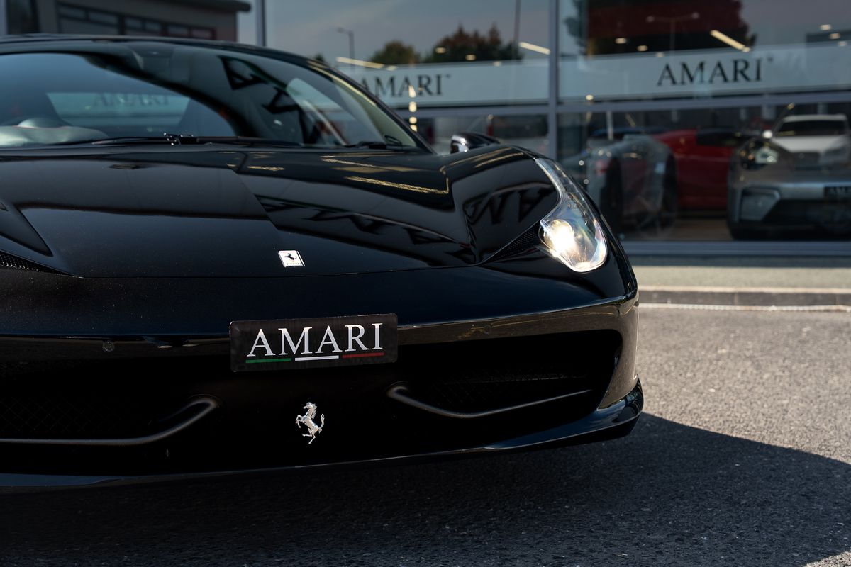 FERRARI 458 ITALIA COUPE V8
