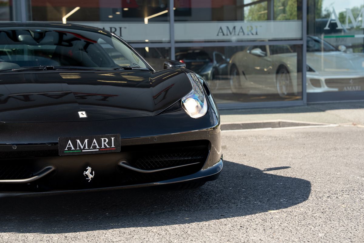 FERRARI 458 ITALIA COUPE V8