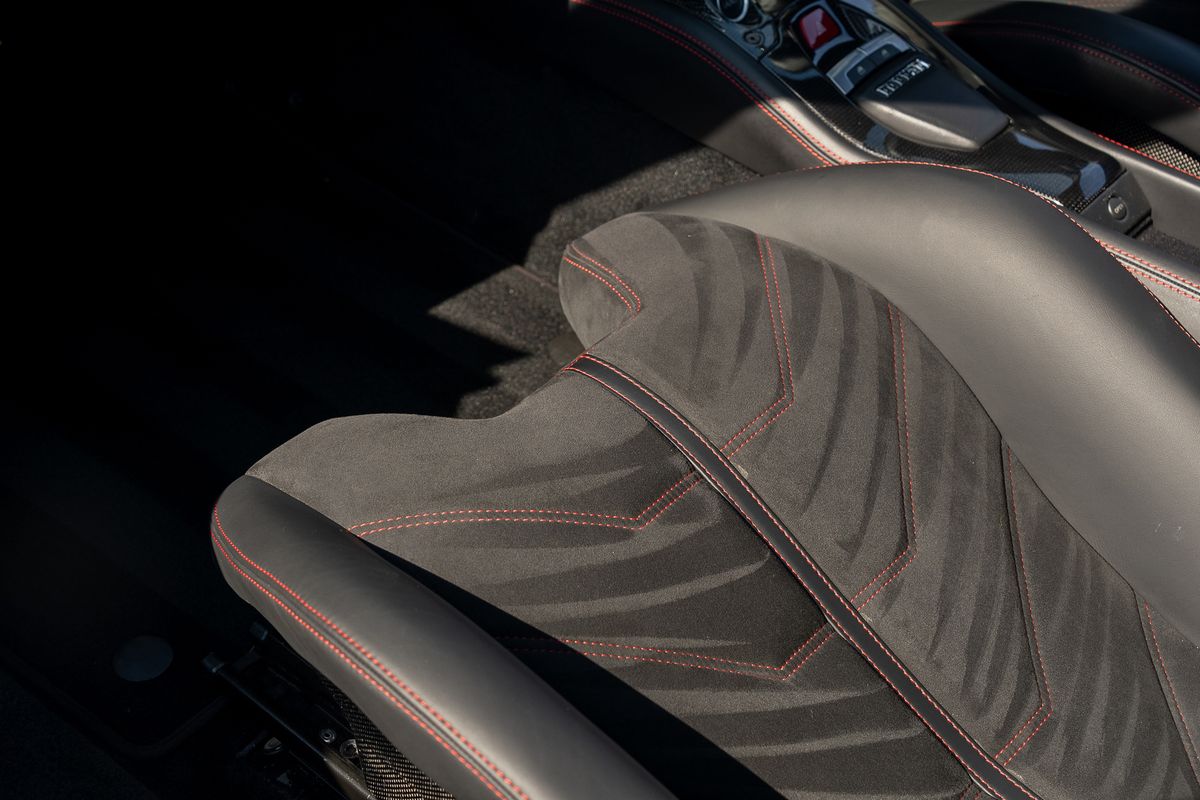 FERRARI 458 ITALIA COUPE V8
