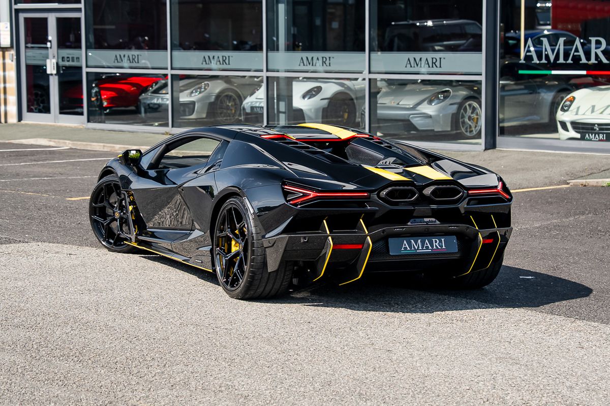LAMBORGHINI REVUELTO PHEV S-A