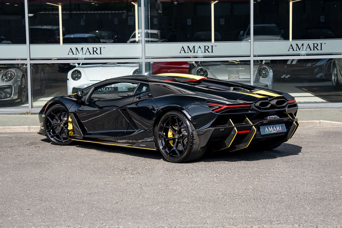 LAMBORGHINI REVUELTO PHEV S-A