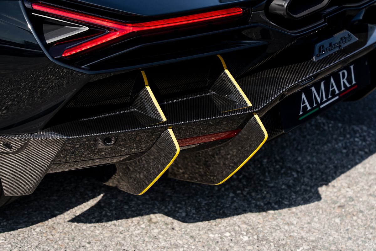 LAMBORGHINI REVUELTO PHEV S-A